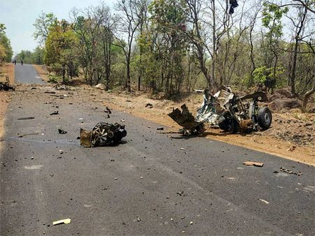 Gadchiroli attack: Naxals were aware security forces hired private vehicle