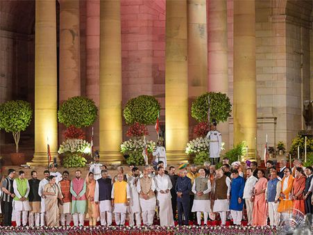 Modi Sarkar 2.0: Know your Cabinet Ministers