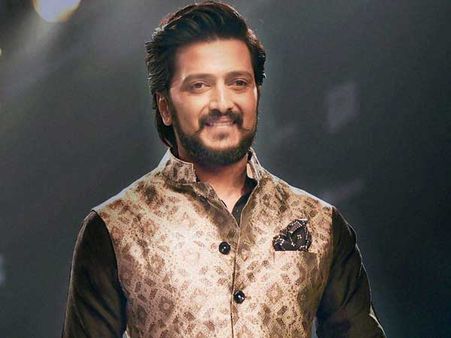 Riteish Deshmukh slams Goyal, says '7 years ago, My father would've replied