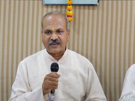 Malegaon blast accused Sameer Kulkarni demands security cover urgently