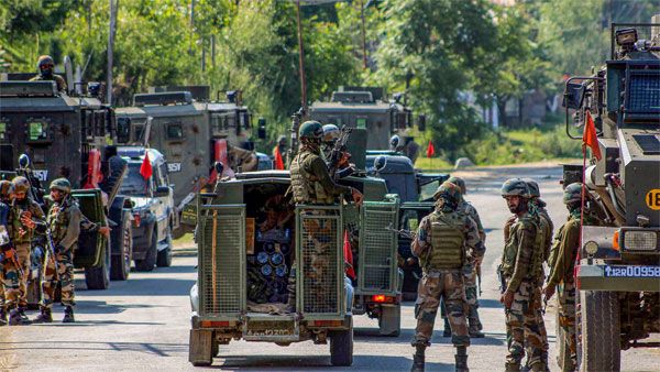 J&K: Two JeM terrorists involved in Pulwama attack killed in Anantnag encounter