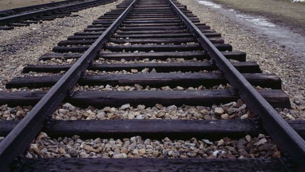 Train derails in B’desh : 4 killed & 65 injured