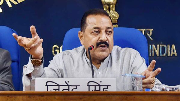 Over 6.84 lakh vacant posts in central government departments: Government