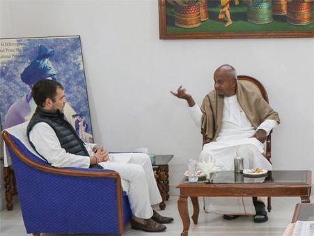 Rahul-Gowda hold hour long meeting, discuss Karnataka Cabinet expansion