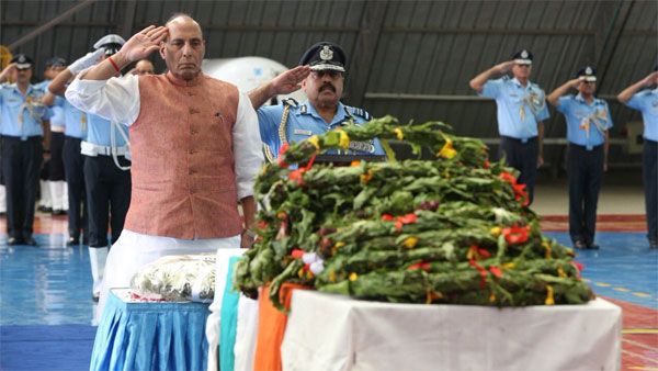 Defence Minister Rajnath Singh to pay tribute to Kargil heroes at Dras