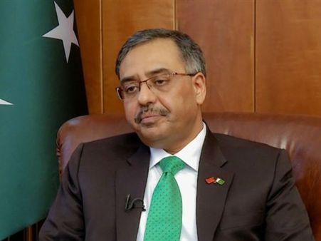 Pak foreign secretary may lay ground work for Indo-Pak PM talks in Bishkek
