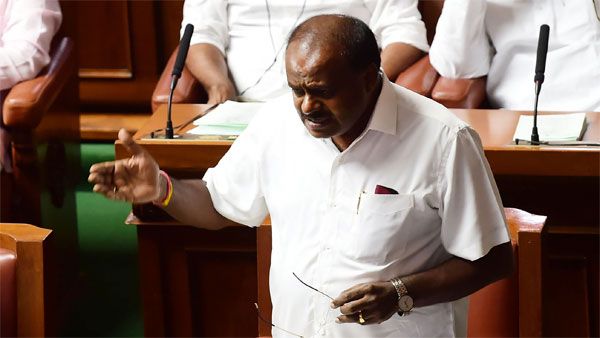 HDK defies Guv's 1.30 pm deadline; no trust vote yet