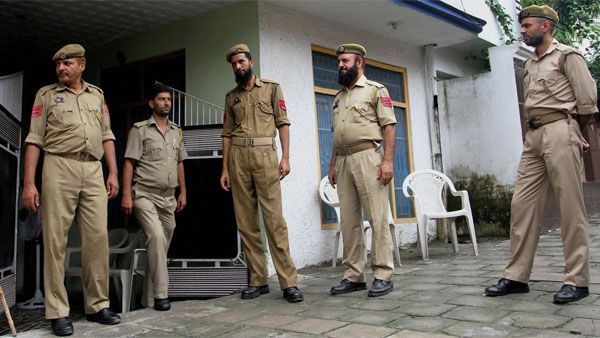 Kishtwar police appeal civilians to refrain from wearing army-pattern dresses