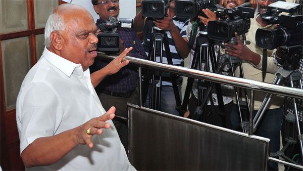Five okay, 8 not okay: Karnataka Speaker on resignation letters of MLAs