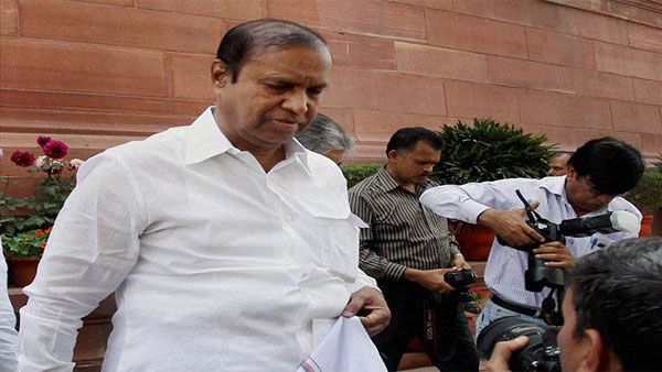 To espouse cause of Kashmir politicians, opposition to hit the streets