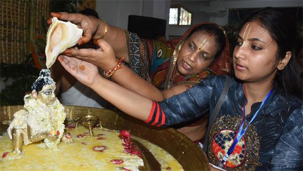 Krishna Janmashtami 2019: Date, puja timings and celebrations