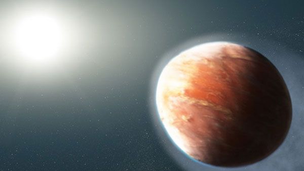 Hubble spots football like 'heavy metal' planet that's leaking metals into space