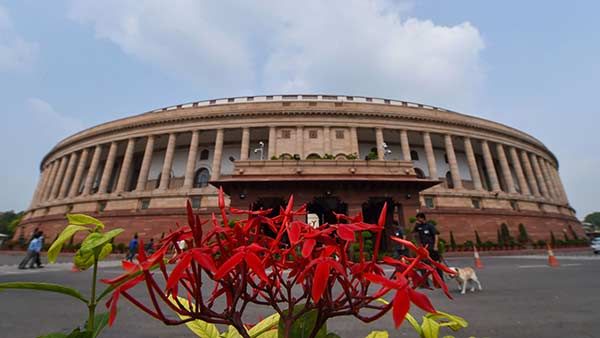 All former MPs asked to vacate govt bungalows in 7 days; power and water to be stopped