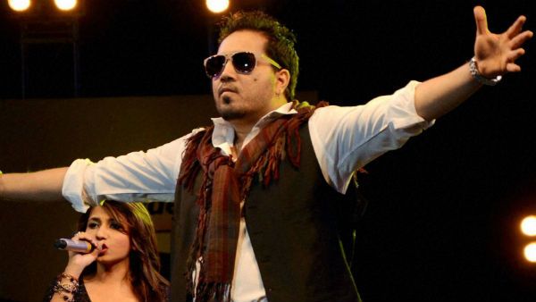 Mika Singh shares video chanting 'Bharat Mata ki Jai' after uproar over gig in Pakistan