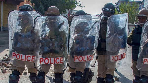 After rushing 25,000 additional forces, IAF, Army put on high operational alert in J&K