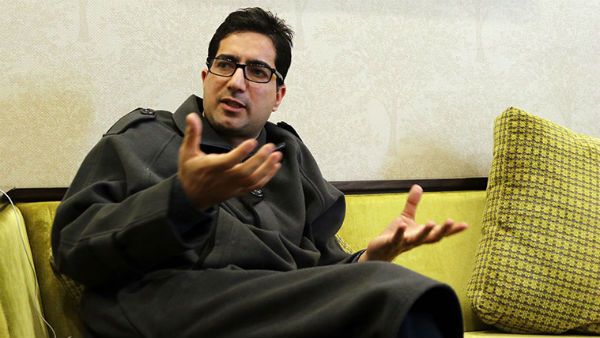 Istanbul bound Shah Faesal would have drummed up support to foment trouble in Valley