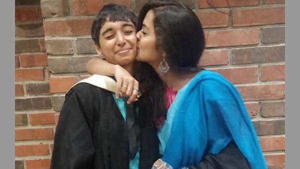 Same Sex Couple thrown out of Chennai club, allege Homophobic treatment