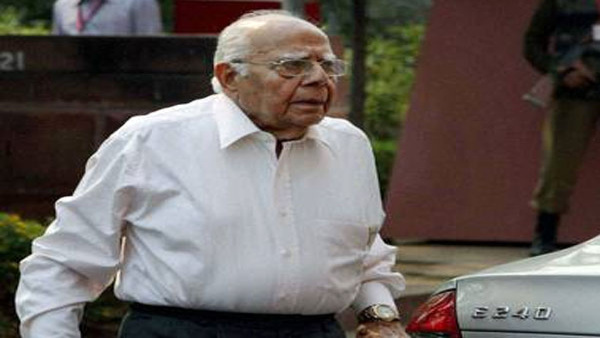 Eminent jurist Ram Jethmalani cremated at Lodhi Road crematorium