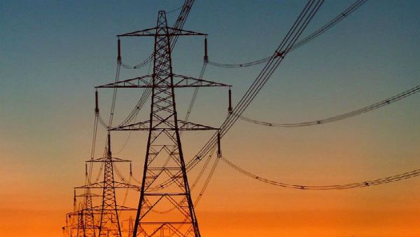 Output of 8 core sector industries declines by 0.5% in August