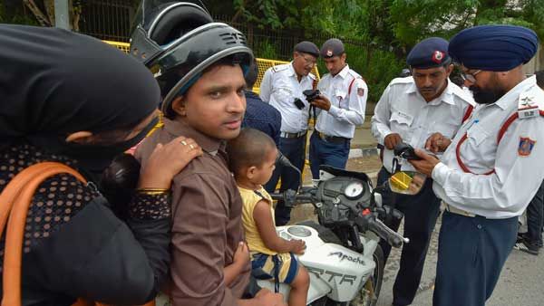 Violated traffic rule? Find out how to pay fine/challan online