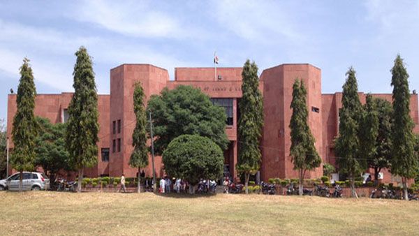 Weathering fedayeen threats, how the courts in J&K have been functioning