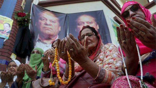 Nawaz Sharif remains critical, may need to go abroad for treatment