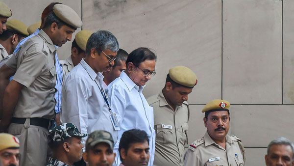 INX Media case: SC issues notice to ED on Chidambaram's bail plea