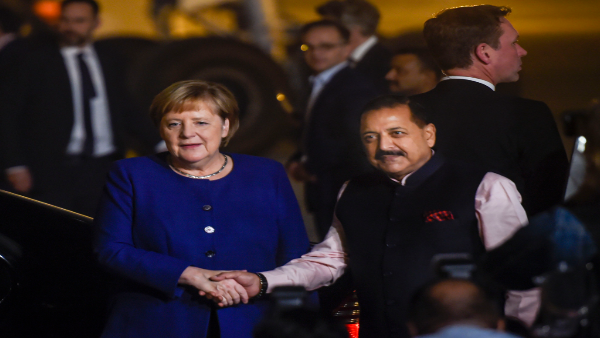 Delhi pollution strengthens argument to replace diesel buses with electric: Merkel