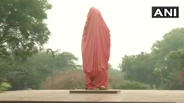 JNU administration files FIR against students for vandalise Swami Vivekanada’s statue