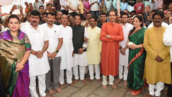 As stalemate continues, Shiv Sena to hold crucial meeting on Friday