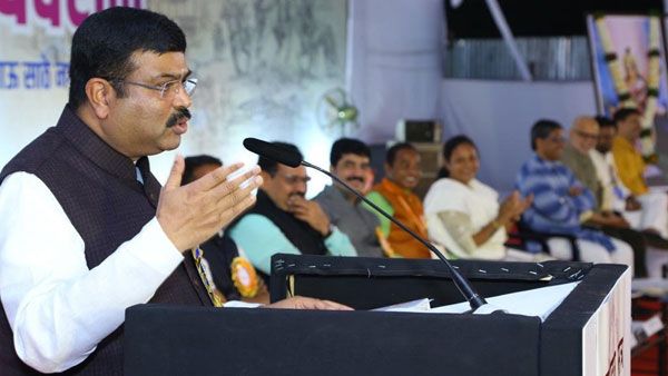 “Only those who say Bharat Mata Ki Jai can live in India”