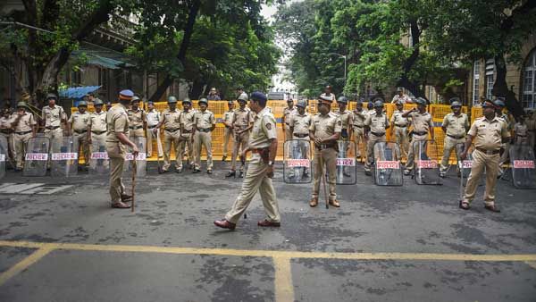 Mumbai: Over 40K cops deployed for New Year celebrations