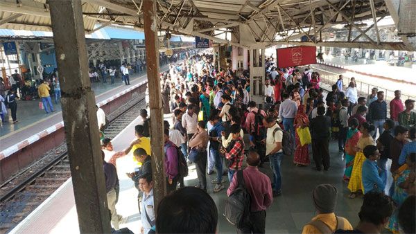 On Day 1, Central Railway's first AC local train delayed after stampede-like scene at Thane station