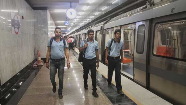 Free high-speed WiFi services on Delhi's metro Airport Express Line from today