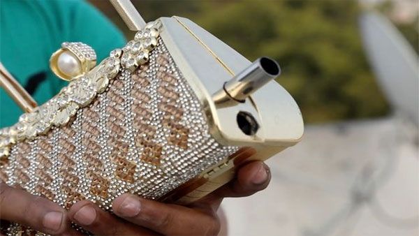 This Varanasi man develops 'Gun Purses' so women can protect themselves from rapes
