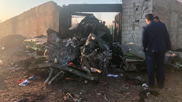 Ukraine gets access to crashed plane's black boxes