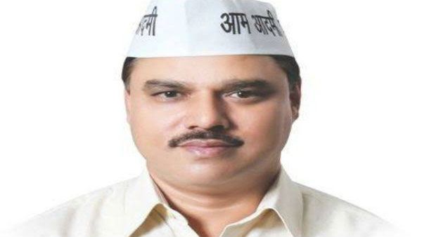 Delhi polls 2020: AAP drops Jitender Singh Tomar, gives ticket to wife