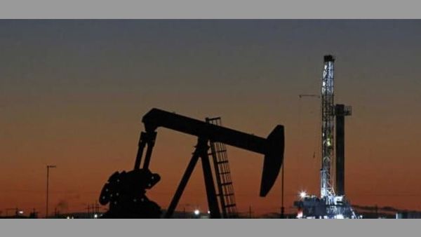 Oil prices soar more than 4 per cent after Iranian general Soleimani killed