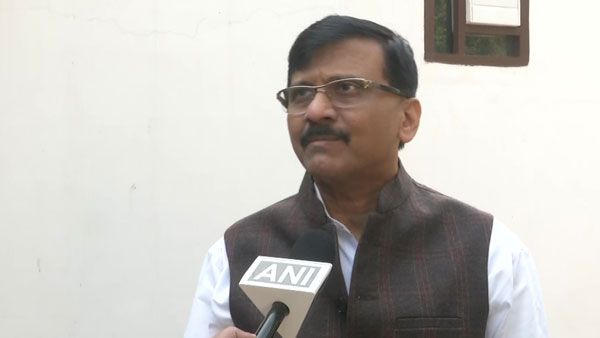 Book comparing Modi-Shivaji height of hypocrisy, sycophancy: Shiv Sena