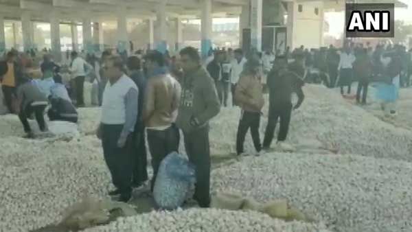 MP man stripped, thrashed on suspicion of stealing garlic