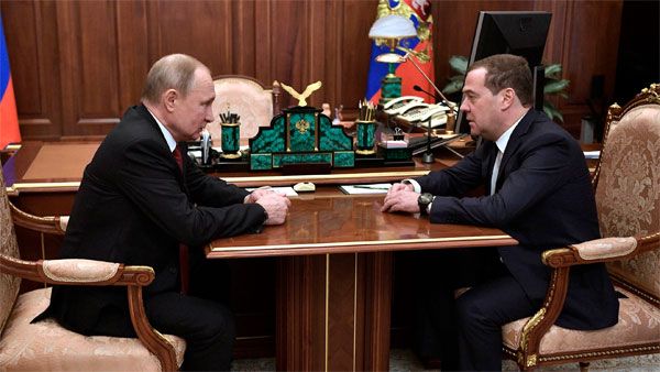 Post Putin’s announcement on constitutional reforms, Russian PM steps down