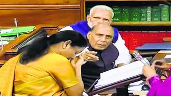 After 2 hrs 40 min, Sitharaman cuts short Budget speech