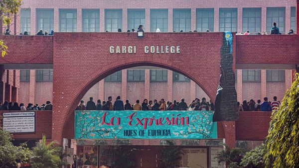 SC refuses to entertain plea on Gargi College incident, asks petitioner to approach high court