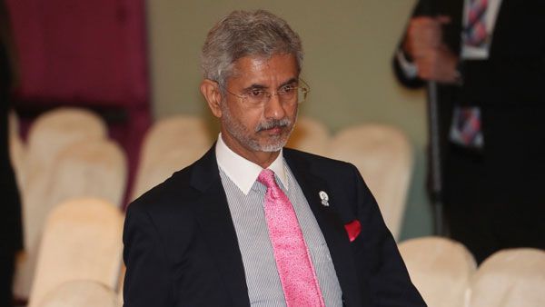 Jaishankar, Ramachandra Guha in Twitter spat over Nehru's cabinet