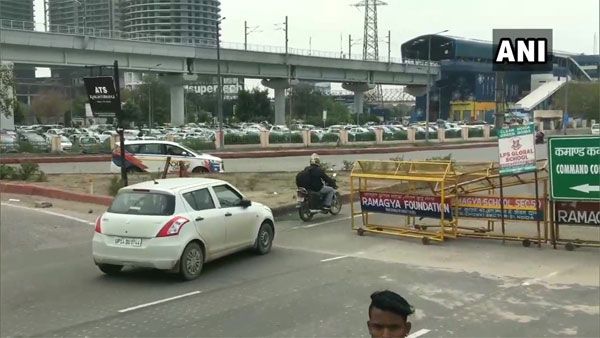 Delhi residents breathe a sigh of relief after UP Police reopens Delhi-Noida road