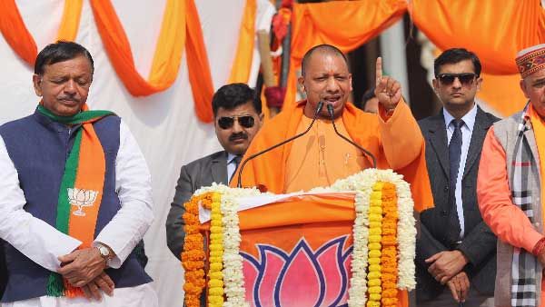 Coronavirus Pandemic: Yogi Adityanath announces Rs 1,000 aid for daily wagers