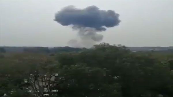 Pakistan Air force F-16 crashes in Islamabad during parade day rehearsal