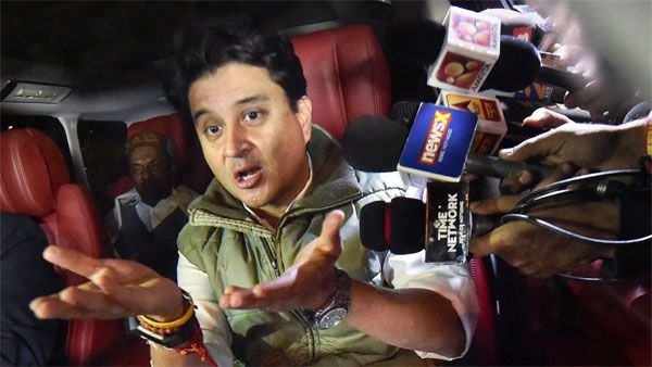 Writing was on the wall: Why Scindia decided to quit the Congress