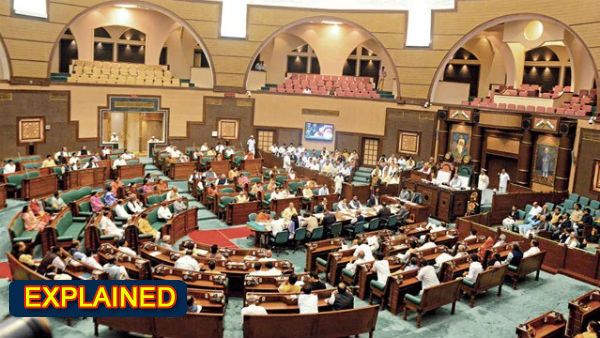 Explained: Can Madhya Pradesh Speaker disqualify all the MLAs who resigned from Kamal Nath's govt?