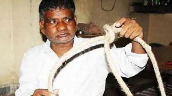 How a noose is knotted: What it takes to be a hangman